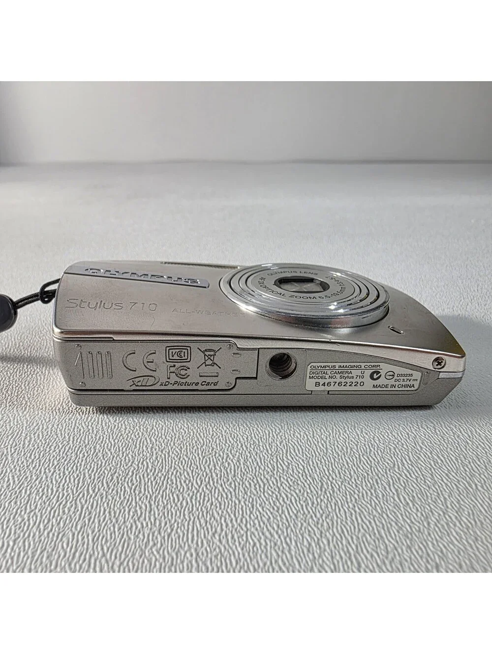 Olympus Digital Camera Stylus 710 7.1MP Silver W/Battery Only